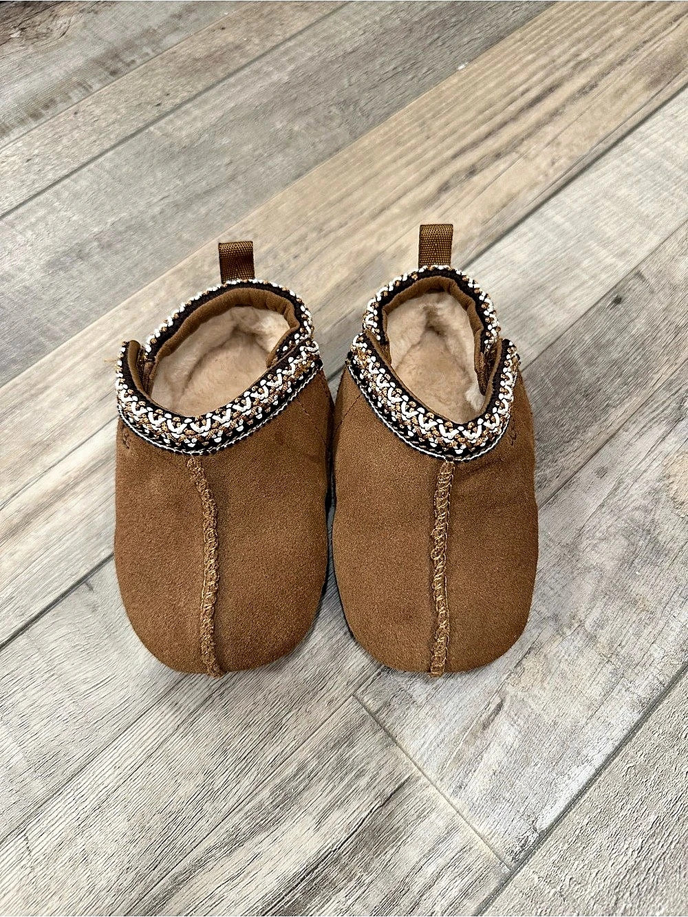 UGG Tasseled UGG booties Tasseled Booties Brown Baby US 4/05